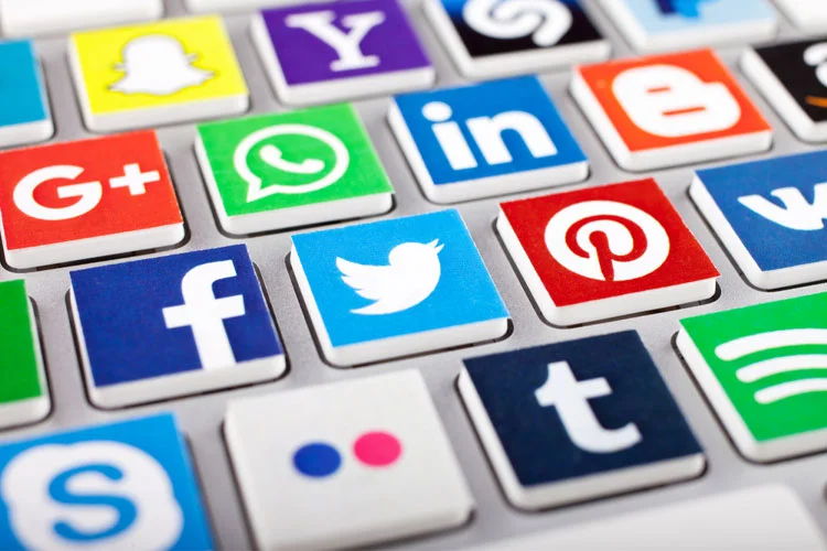 Social Media’s Marketing in Developing Brand Loyalty